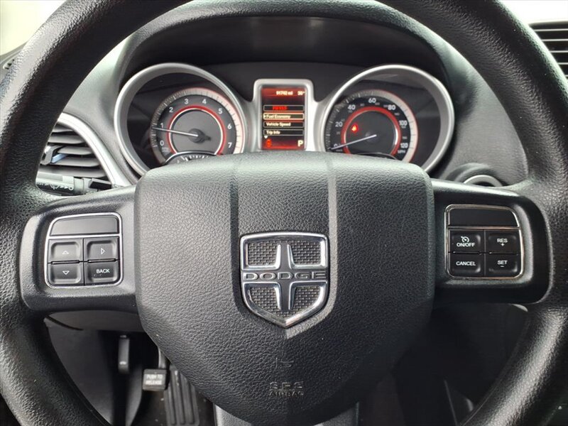2015 Dodge Journey SXT - Photo 13 - Carmichaels, PA 15320