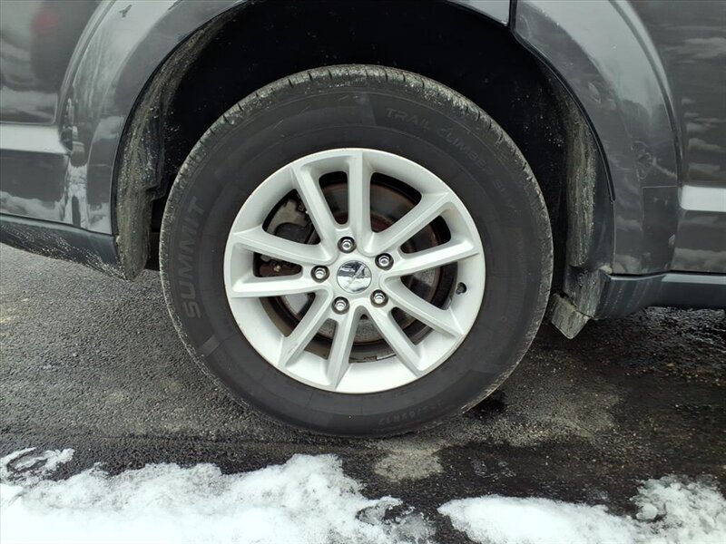 2015 Dodge Journey SXT - Photo 4 - Carmichaels, PA 15320