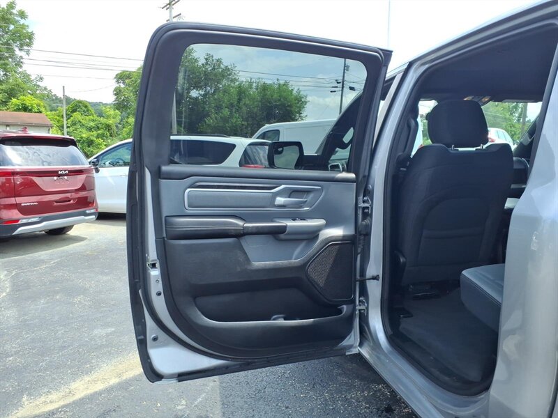 2022 RAM 1500 Big Horn - Photo 9 - Carmichaels, PA 15320