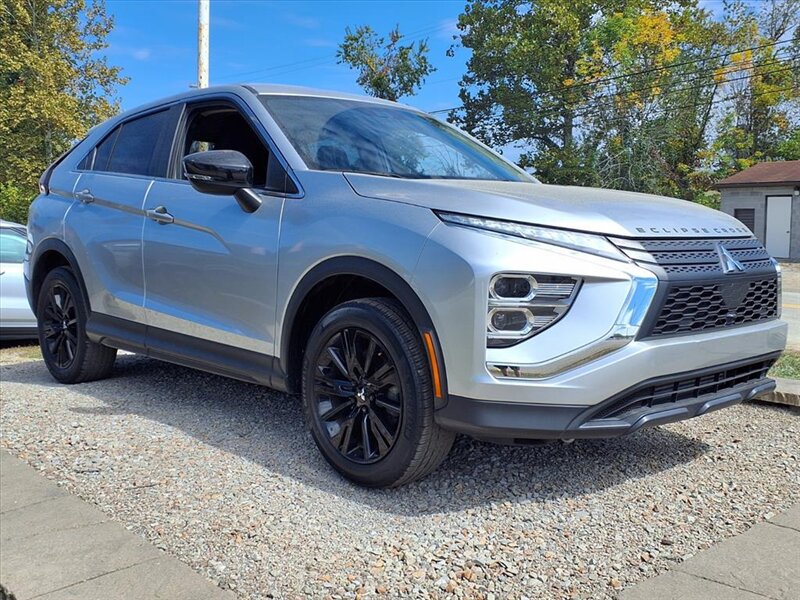 2023 Mitsubishi Eclipse Cross LE  