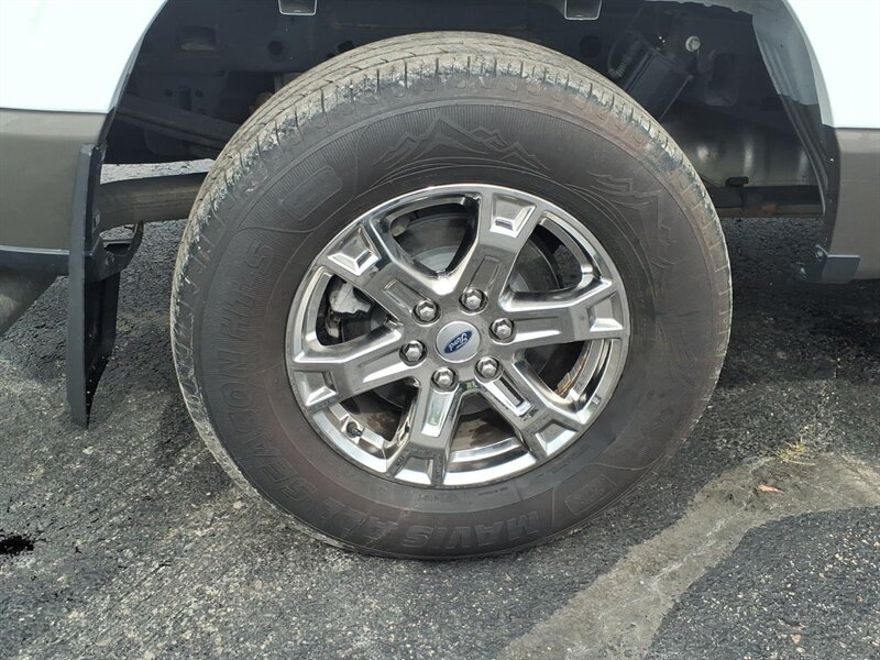 2022 Ford F-150 Lariat - Photo 6 - Carmichaels, PA 15320