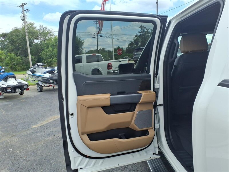 2022 Ford F-150 Lariat - Photo 10 - Carmichaels, PA 15320