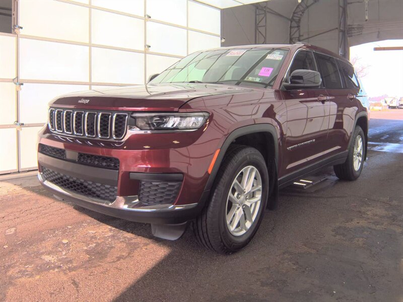 2023 Jeep Grand Cherokee L Laredo   - Photo 1 - Carmichaels, PA 15320