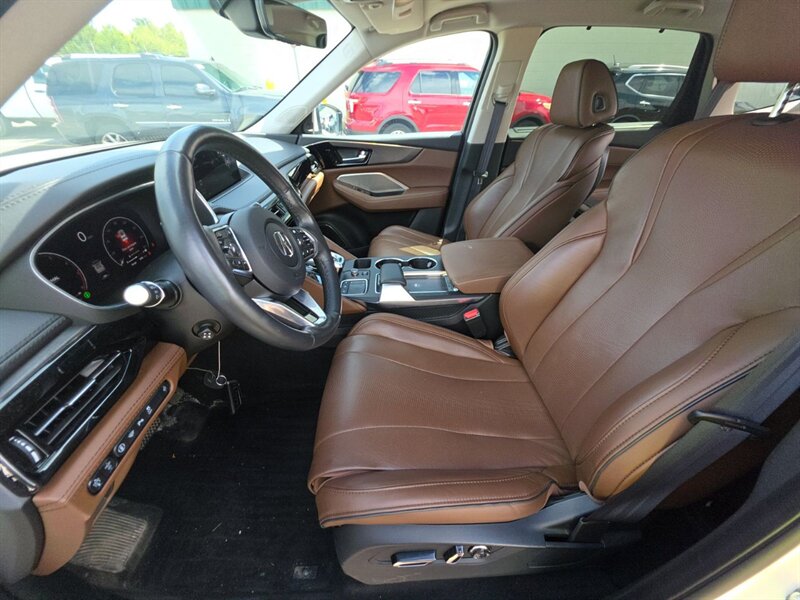2024 Acura MDX SH-AWD w/Advance - Photo 11 - Carmichaels, PA 15320