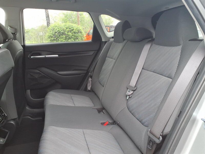 2024 Kia Seltos LX Certified Pre-Owned - Photo 8 - Carmichaels, PA 15320