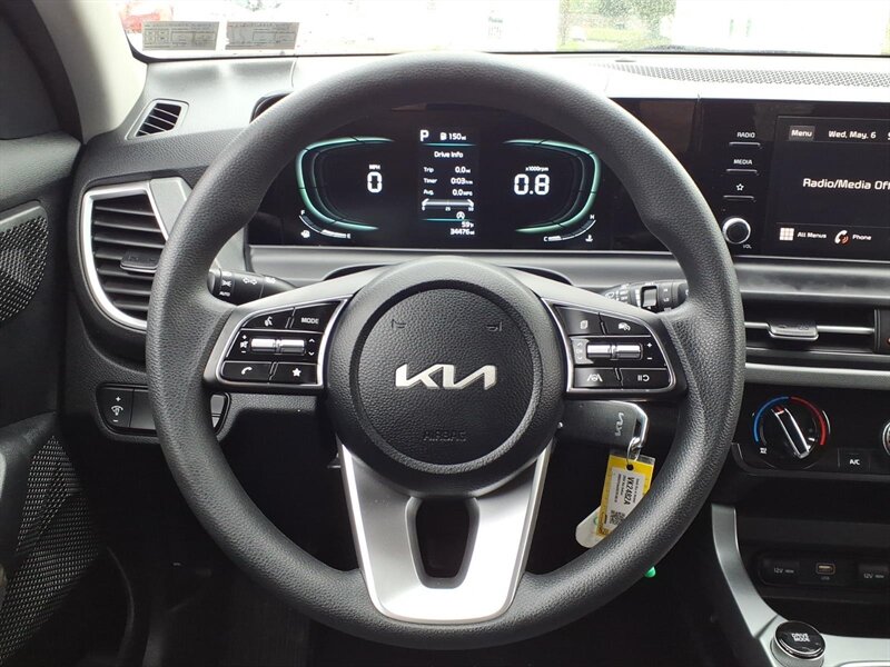 2024 Kia Seltos LX Certified Pre-Owned - Photo 14 - Carmichaels, PA 15320