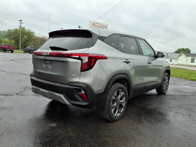 2024 Kia Seltos LX Certified Pre-Owned - Photo 4 - Carmichaels, PA 15320