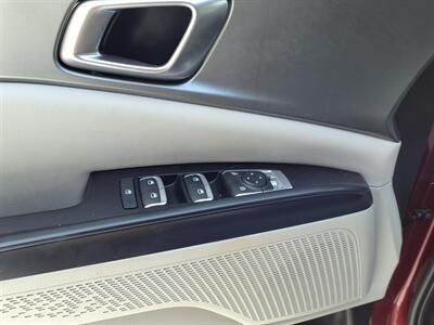 2024 Kia Carnival LX Van