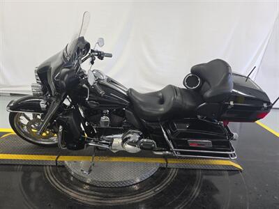2009 Harley-Davidson Electra Glide FLHTCU