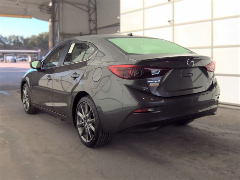 2018 Mazda Mazda3 Grand Touring - Photo 3 - Carmichaels, PA 15320