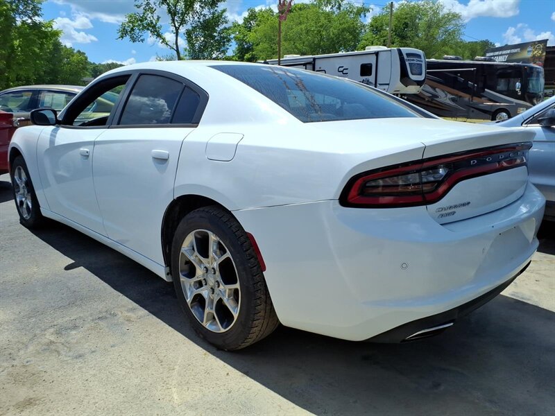 2015 Dodge Charger SE  