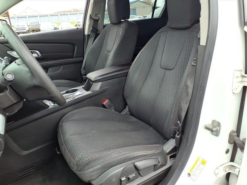 2015 GMC Terrain SLE-2   - Photo 7 - Carmichaels, PA 15320