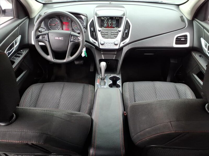 2015 GMC Terrain SLE-2   - Photo 9 - Carmichaels, PA 15320