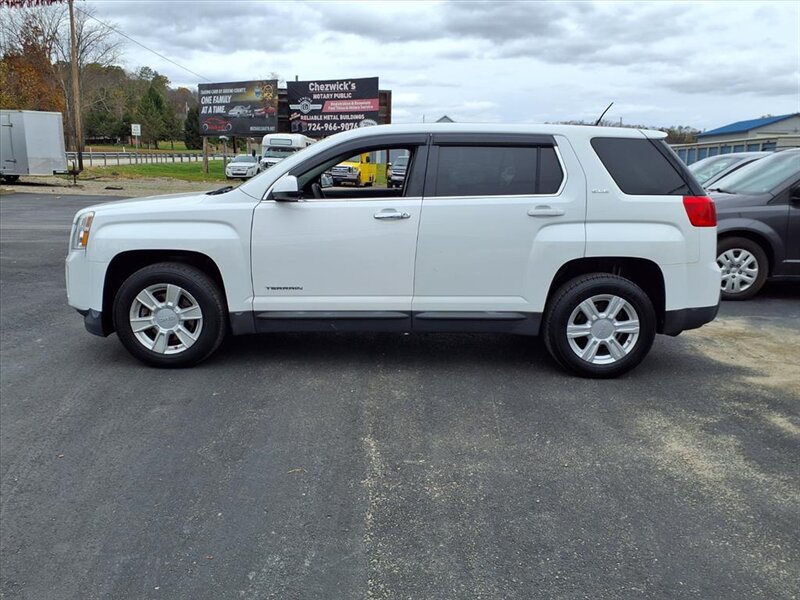 2015 GMC Terrain SLE-2   - Photo 2 - Carmichaels, PA 15320