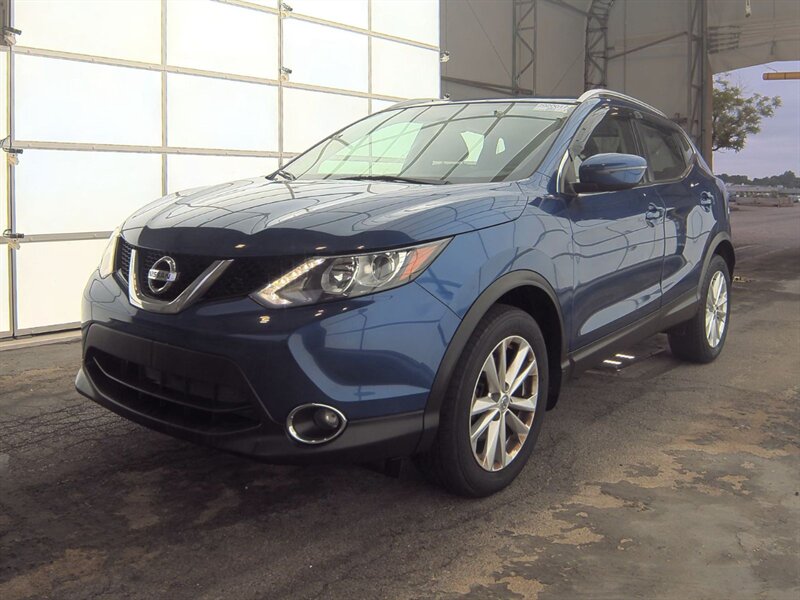 2017 Nissan Rogue Sport SV - Photo 1 - Carmichaels, PA 15320