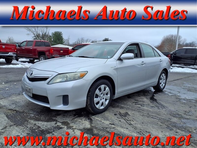 2011 Toyota Camry Hybrid's photo