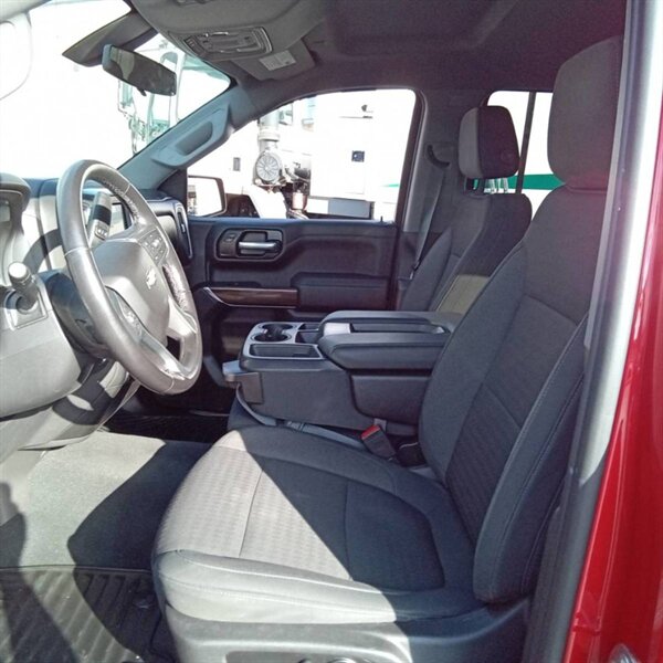 2021 Chevrolet Silverado 1500 LT - Photo 3 - Carmichaels, PA 15320