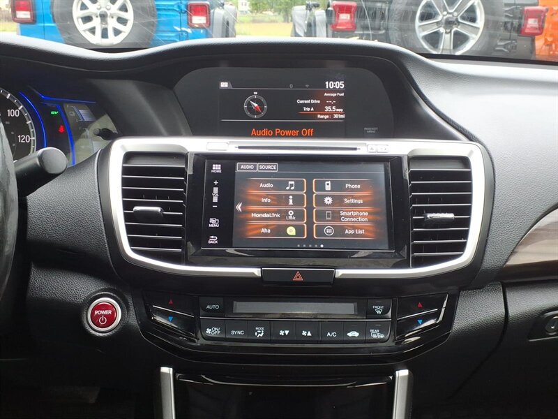 2017 Honda Accord Hybrid EX-L - Photo 10 - Carmichaels, PA 15320
