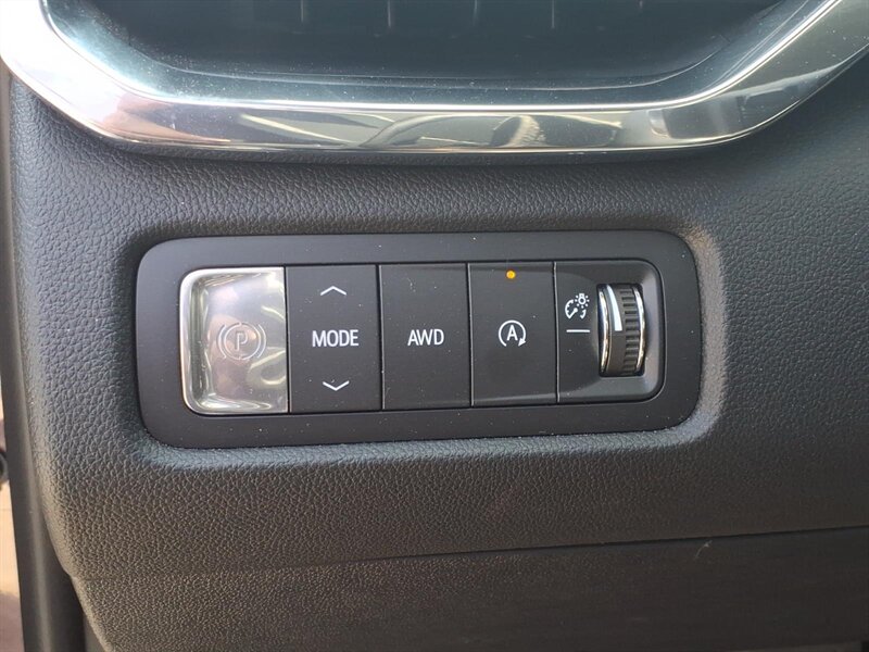 2025 GMC Acadia Elevation - Photo 15 - Carmichaels, PA 15320