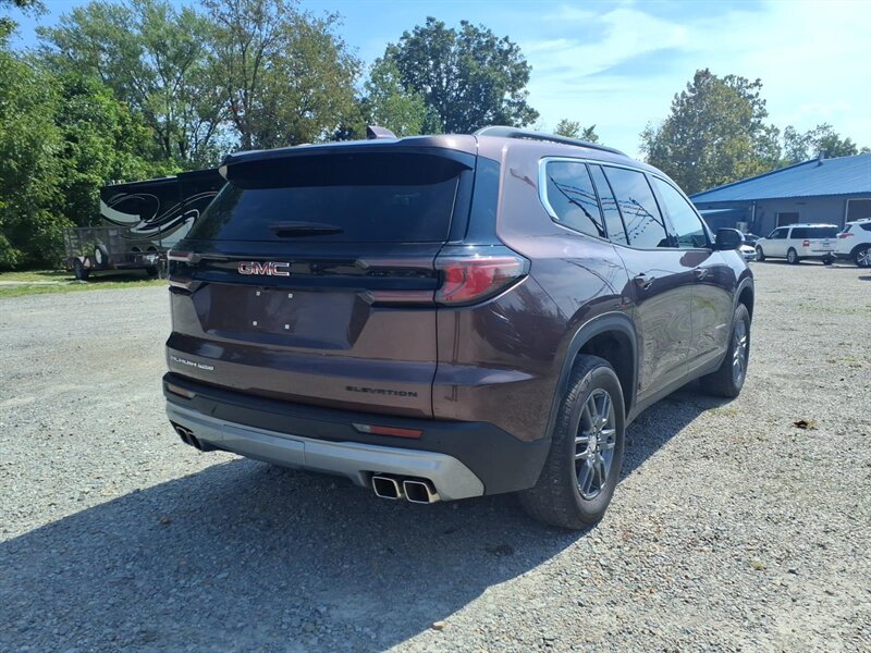 2025 GMC Acadia Elevation - Photo 5 - Carmichaels, PA 15320