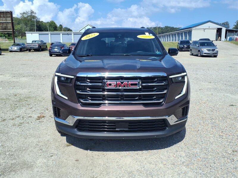 2025 GMC Acadia Elevation - Photo 3 - Carmichaels, PA 15320