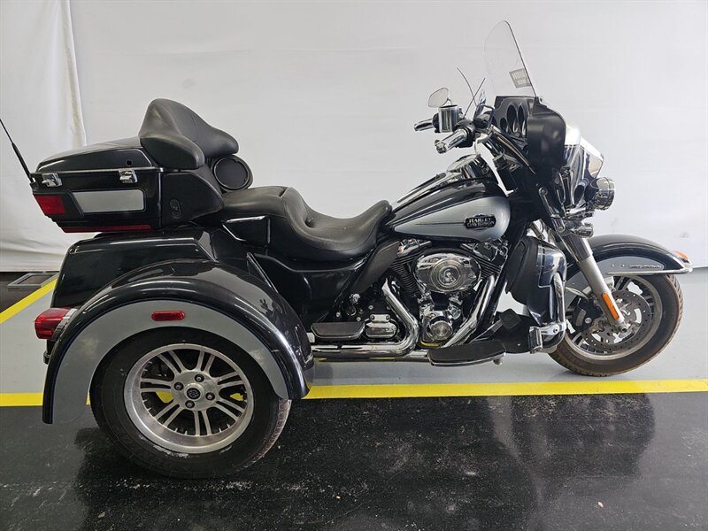 2013 Harley-Davidson Trike TRIKE   - Photo 1 - Carmichaels, PA 15320
