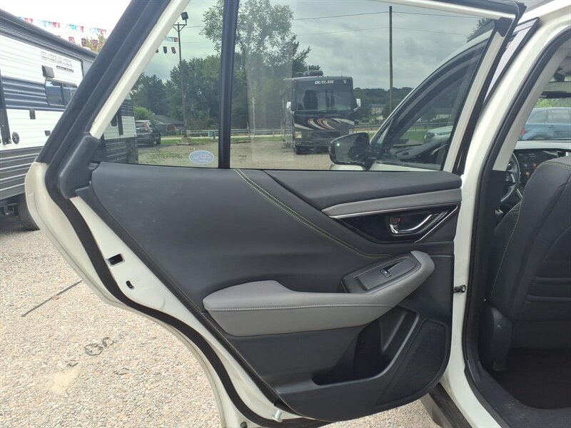 2024 Subaru Outback Onyx Edition - Photo 9 - Carmichaels, PA 15320