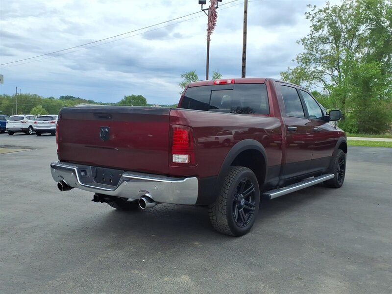 2017 RAM 1500 Laramie - Photo 4 - Carmichaels, PA 15320