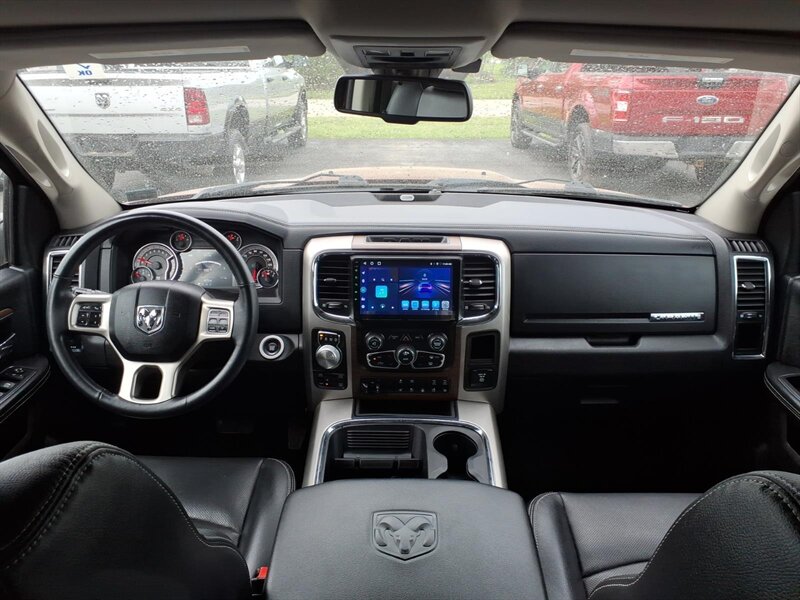 2017 RAM 1500 Laramie - Photo 9 - Carmichaels, PA 15320
