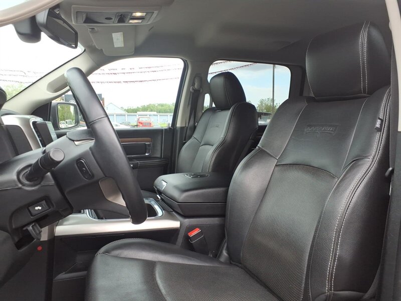 2017 RAM 1500 Laramie - Photo 7 - Carmichaels, PA 15320
