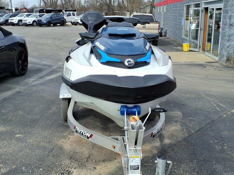 2023 Sea-Doo BRP GTX 230 170 SND SY  