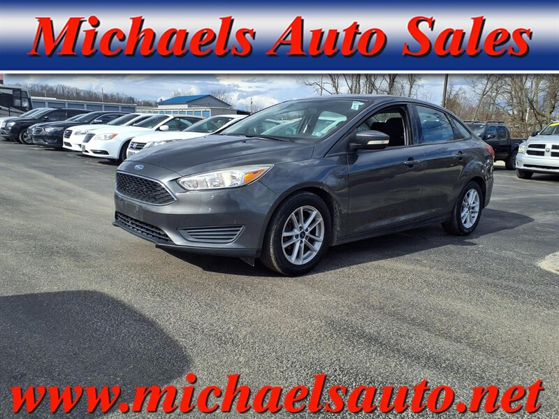 2017 Ford Focus SE   - Photo 1 - Carmichaels, PA 15320