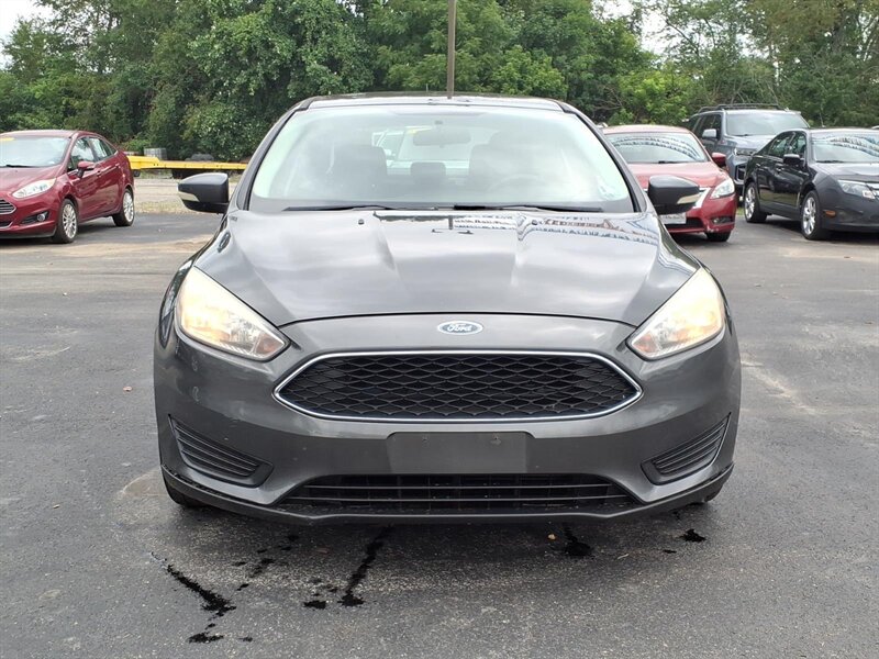2017 Ford Focus SE - Photo 3 - Carmichaels, PA 15320