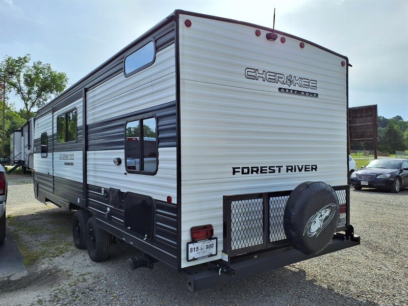 2026 Forest River Cherokee GREY WOLFE 23DBH - Photo 4 - Carmichaels, PA 15320