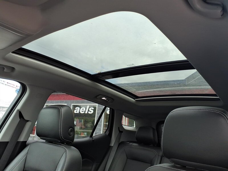 2022 GMC Terrain SLT - Photo 12 - Carmichaels, PA 15320
