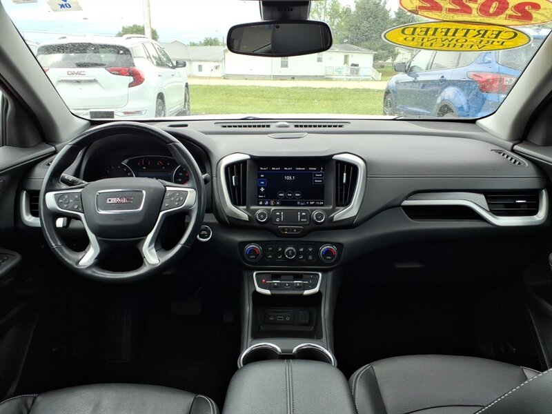 2022 GMC Terrain SLT - Photo 9 - Carmichaels, PA 15320