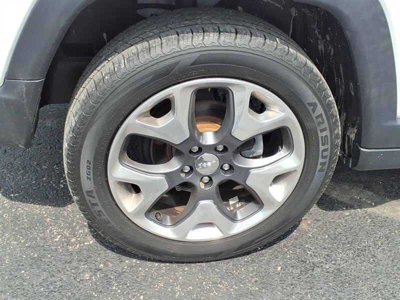 2017 Jeep Compass Limited - Photo 6 - Carmichaels, PA 15320