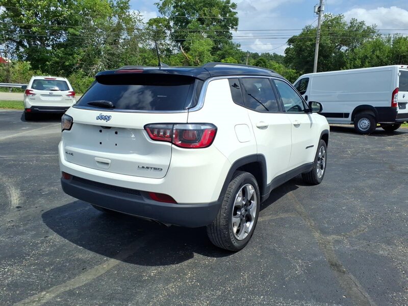 2017 Jeep Compass Limited - Photo 5 - Carmichaels, PA 15320