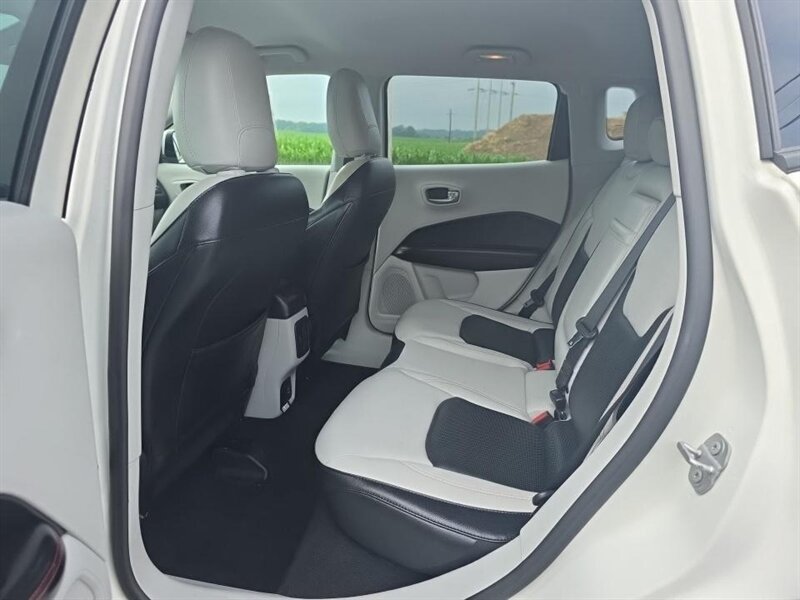 2017 Jeep Compass Limited - Photo 8 - Carmichaels, PA 15320