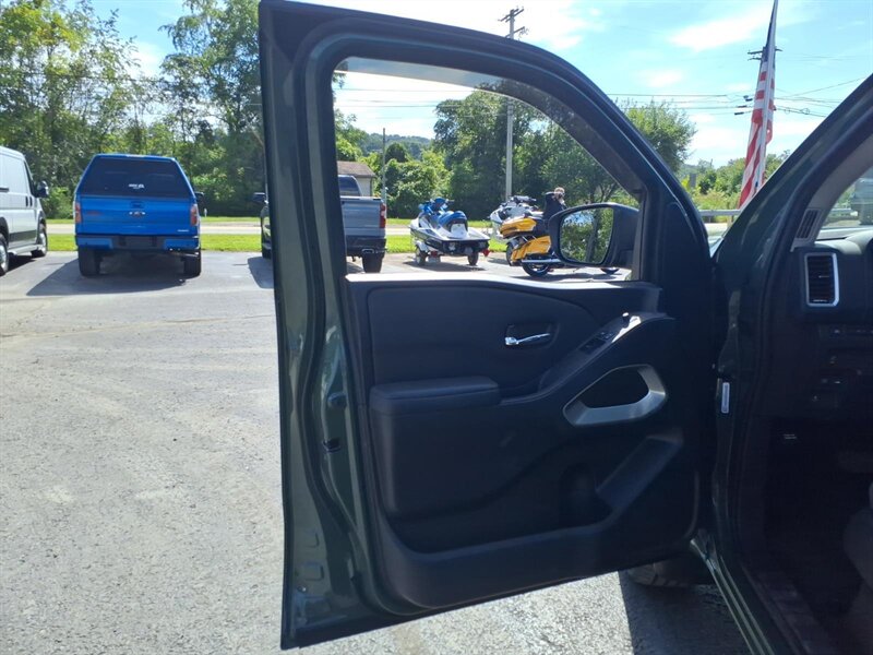 2022 Nissan Frontier SV - Photo 8 - Carmichaels, PA 15320