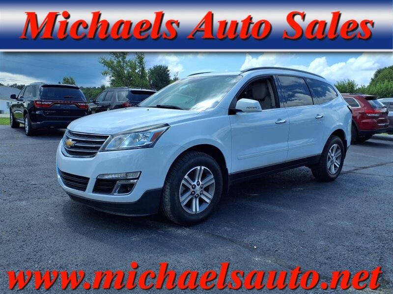 2017 Chevrolet Traverse LT  
