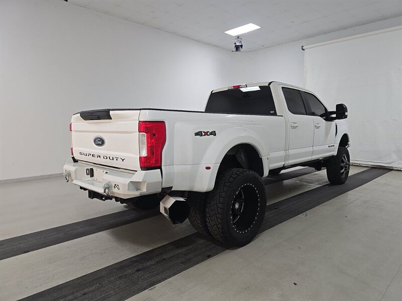 2017 Ford F-350 XLT - Photo 4 - Carmichaels, PA 15320