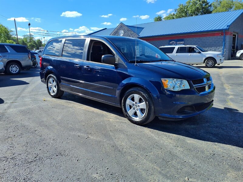 2013 Dodge Grand Caravan SE - Photo 2 - Carmichaels, PA 15320
