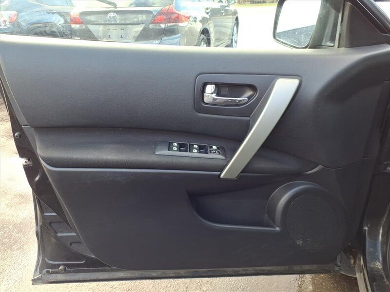 2013 Nissan Rogue SV - Photo 10 - Carmichaels, PA 15320