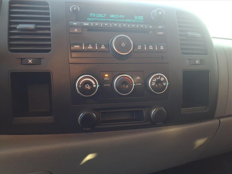 2011 Chevrolet Silverado 3500 Work Truck - Photo 11 - Carmichaels, PA 15320