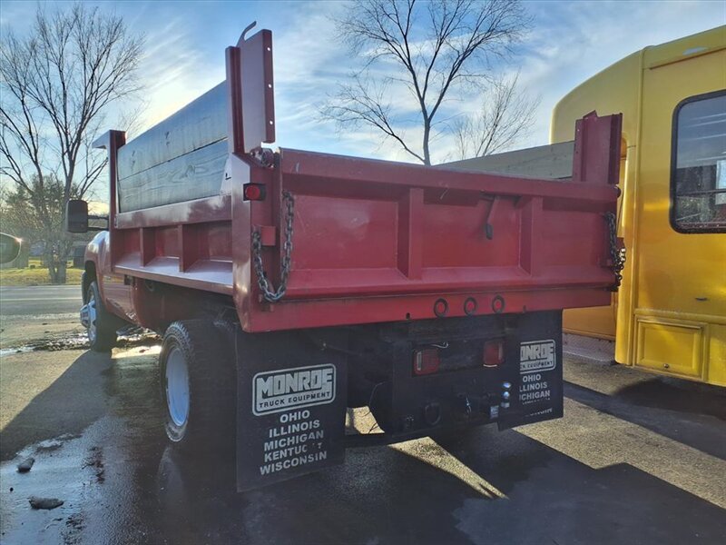 2011 Chevrolet Silverado 3500 Work Truck - Photo 4 - Carmichaels, PA 15320