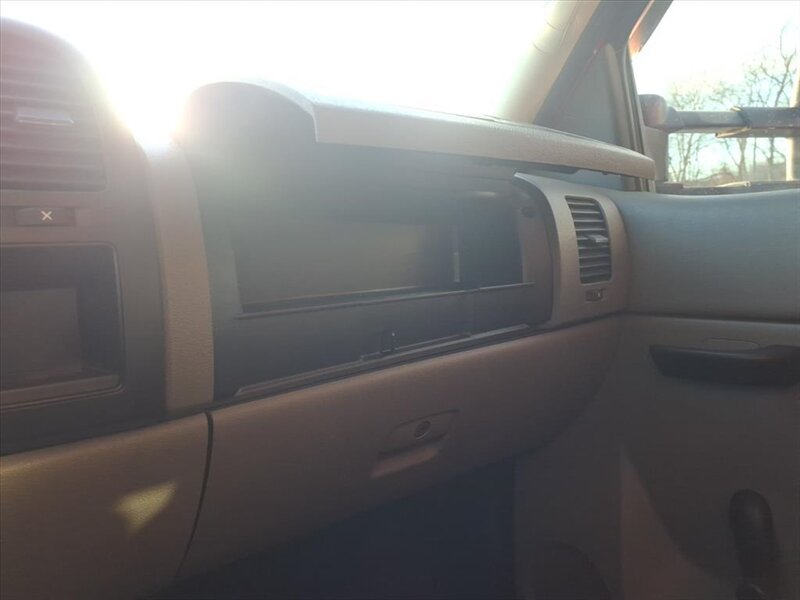 2011 Chevrolet Silverado 3500 Work Truck - Photo 12 - Carmichaels, PA 15320