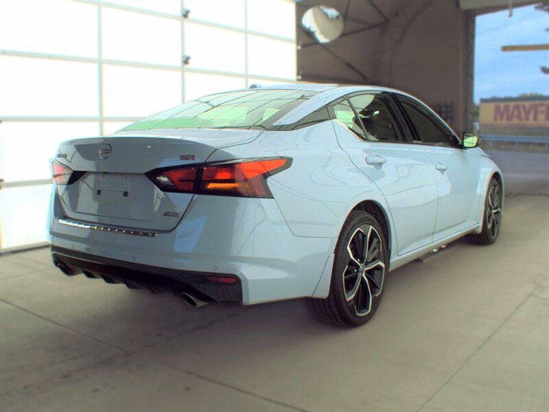 2023 Nissan Altima 2.5 SR - Photo 5 - Carmichaels, PA 15320
