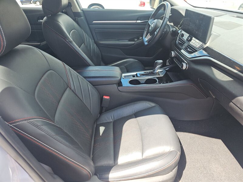 2023 Nissan Altima 2.5 SR - Photo 10 - Carmichaels, PA 15320