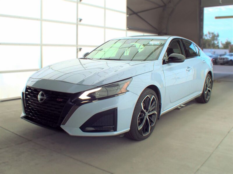 2023 Nissan Altima 2.5 SR   - Photo 1 - Carmichaels, PA 15320